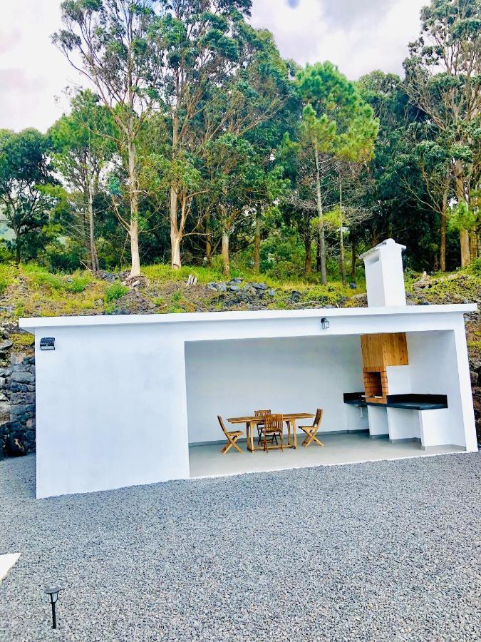 Amu- Apartamentos Misterios Da Urzelina Extérieur photo