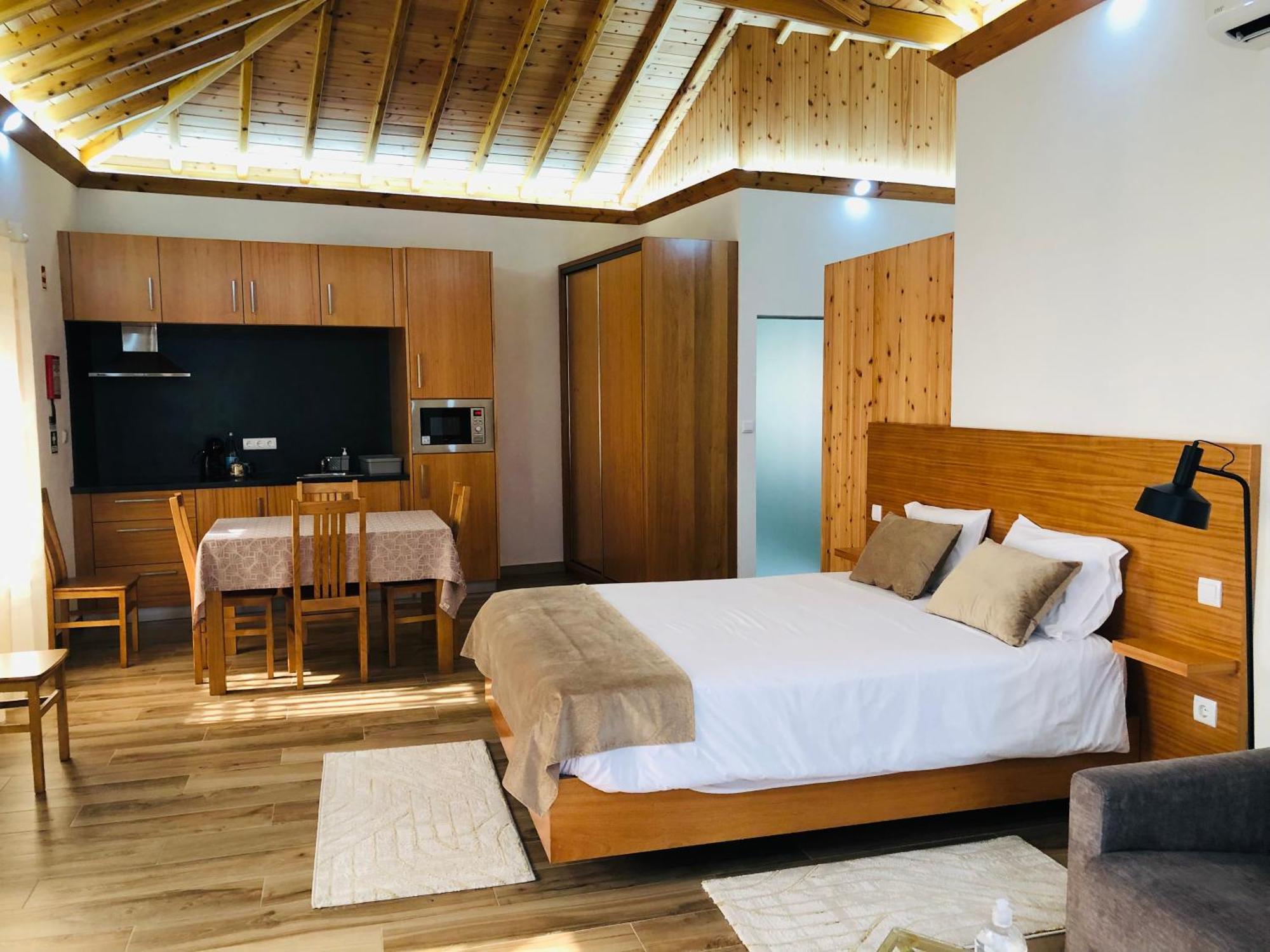 Amu- Apartamentos Misterios Da Urzelina Extérieur photo